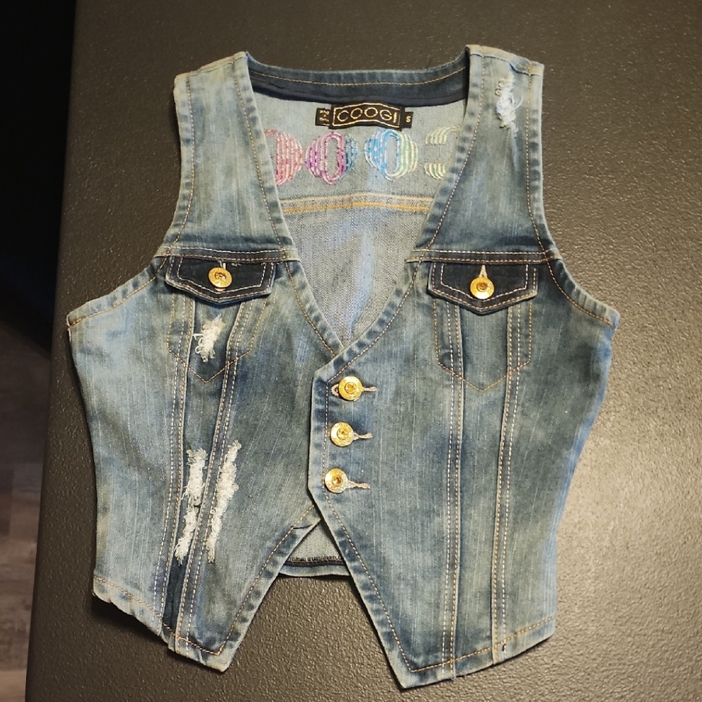COOGI Light Wash Denim Jeans Vest with Colorful Embroidery